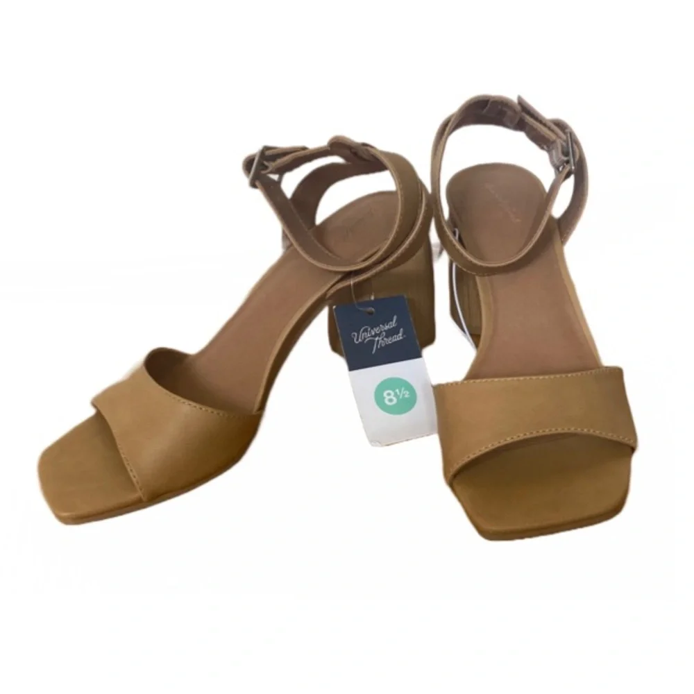 Women's Lauren Heels - Universal Thread - Picture 3 of 7